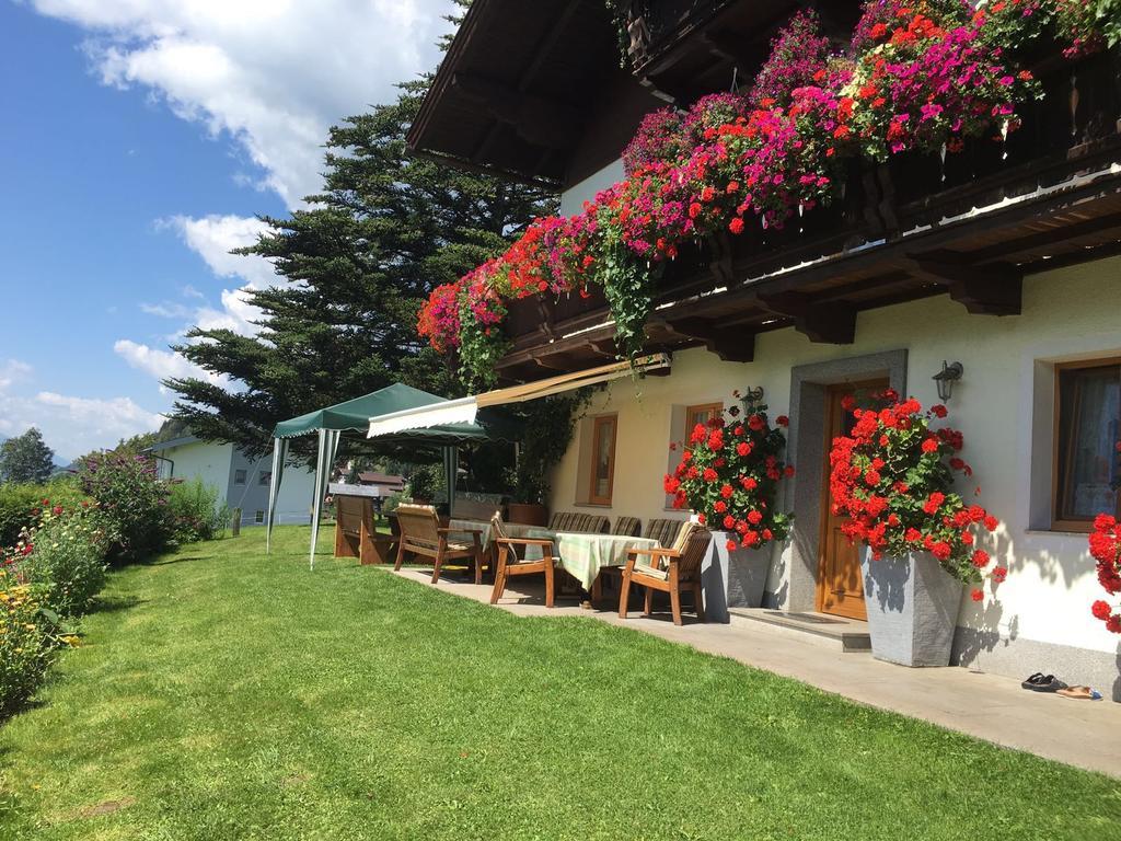 Apartment With Garden Garden Furniture Bbq Taxenbach Bagian luar foto